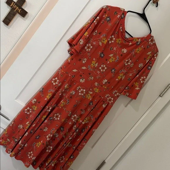 torrid Rust Floral Midi Dress - Picture 4 of 4